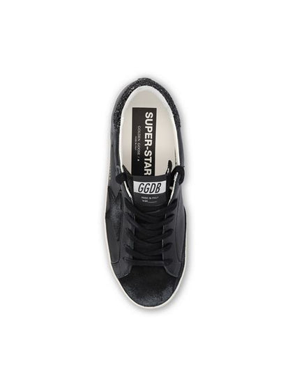 GOLDEN  GOOSE