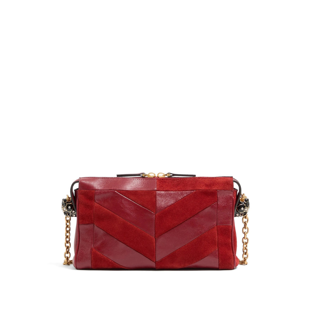 Valentino Garavani bag in red calf leather and suede — detail view | La Parisienne Qatar