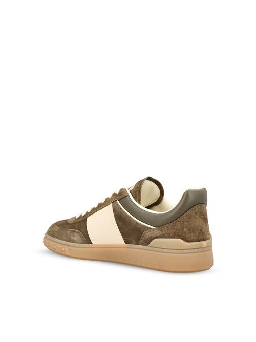 Valentino Garavani Upvillage low-top sneakers in green — detail view | La Parisienne Qatar